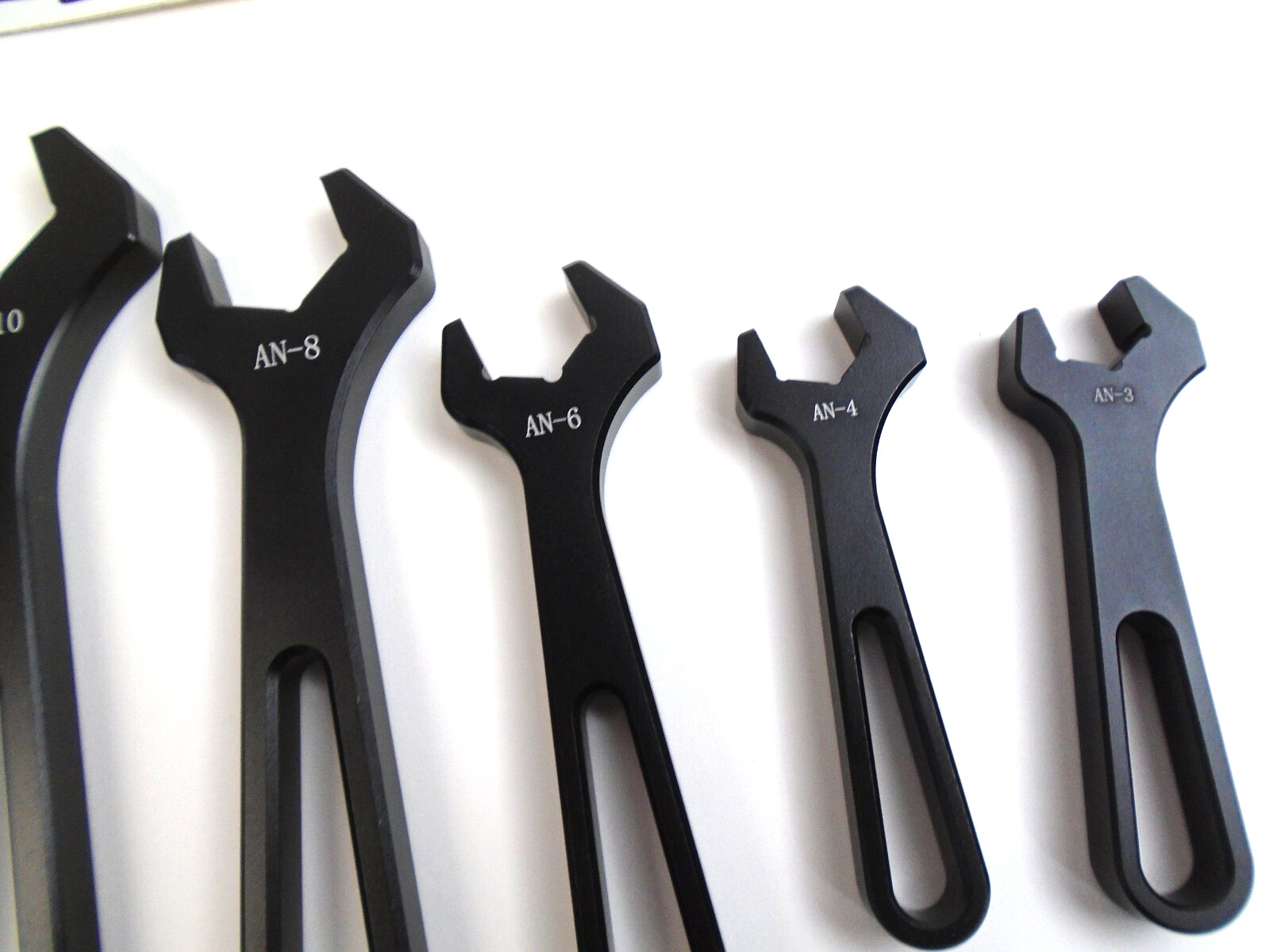 AN Fitting Wrench Set Black AN3 AN4 AN6 AN8 AN10 AN12 AN16, 7 Sizes W/ Vise Jaws