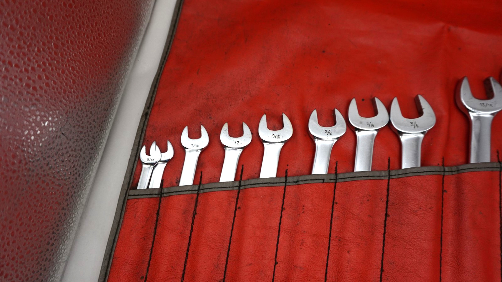 12 Snap On Combination Wrench Set C-114B In Red Mat Roll OEX 5/16 – 1″ Chrome