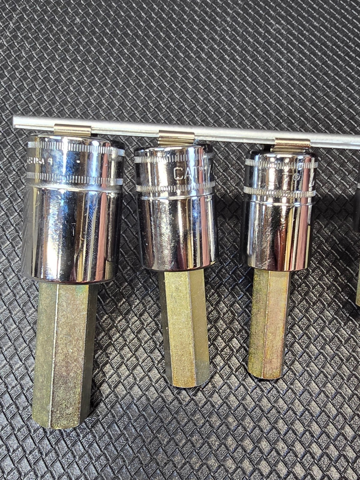 Caterpillar Tools USA Cat By Snap on 9pc 3/8 1/2 Metric Hex Socket Set 194-3585