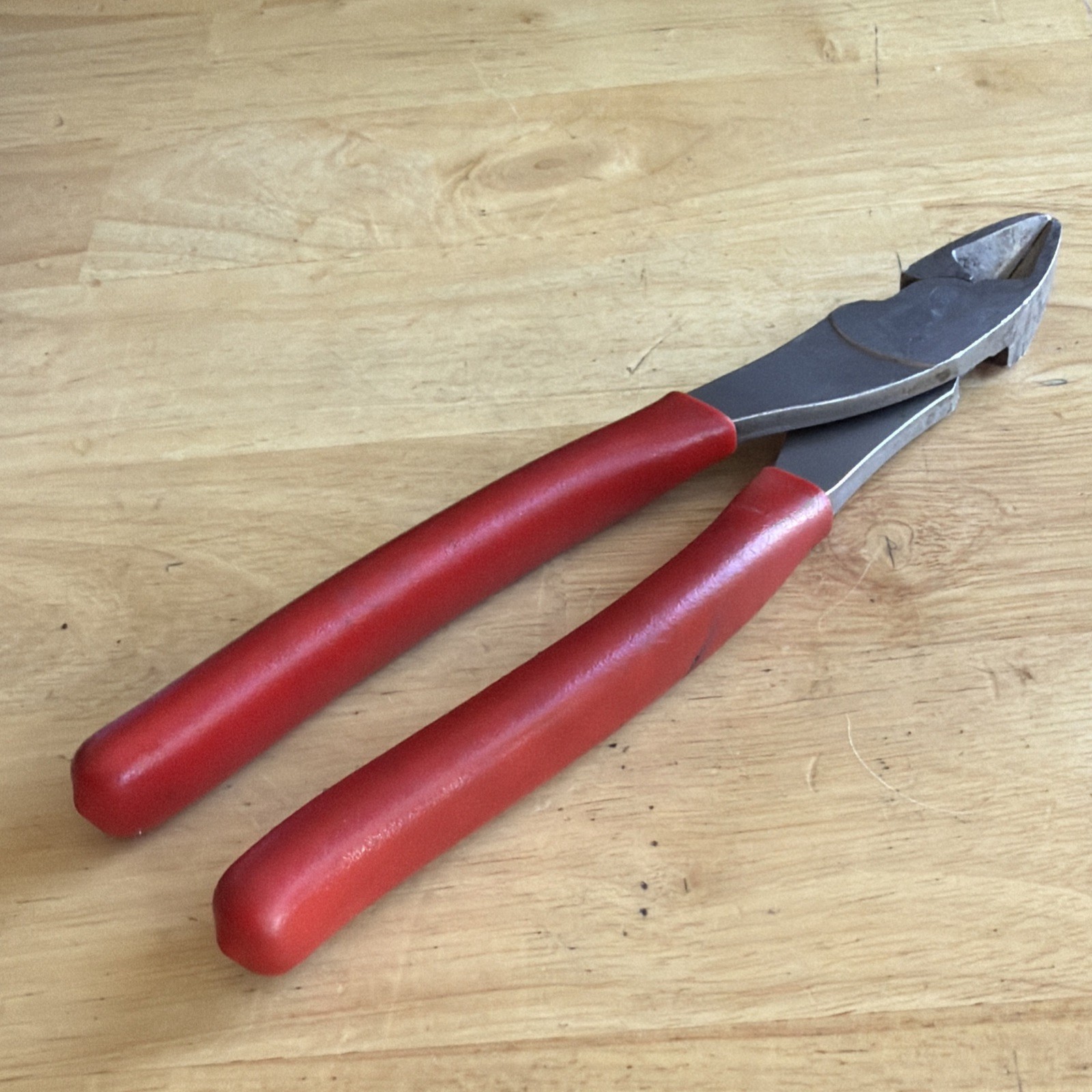 Snap On Tools 8.5″ Long Diagonal Cutters Cutting Pliers Red 388CF Made in USA