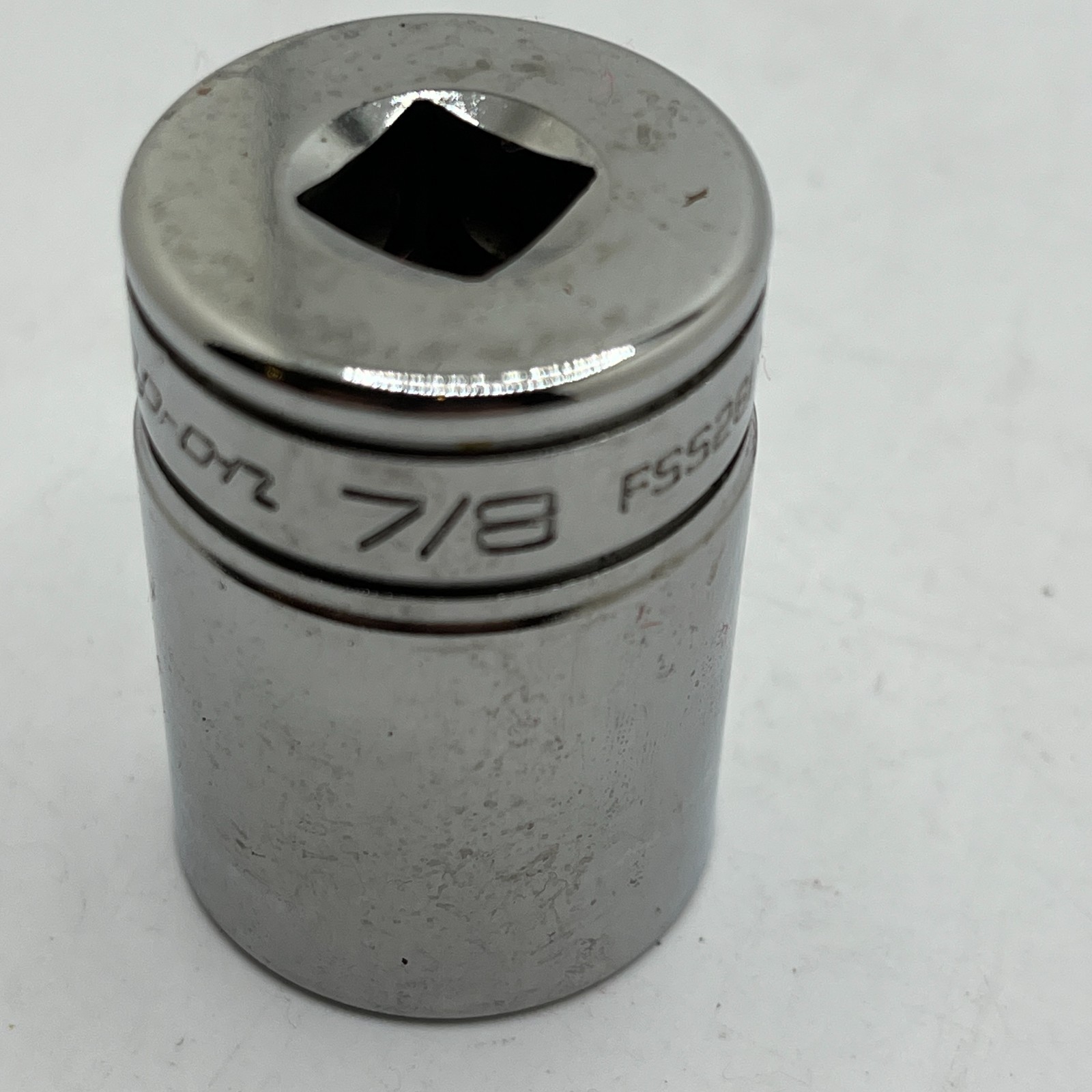 Snap-On Tools USA FSS281 3/8″ Drive 6-POINT SAE 7/8″ Shallow Chrome Socket New