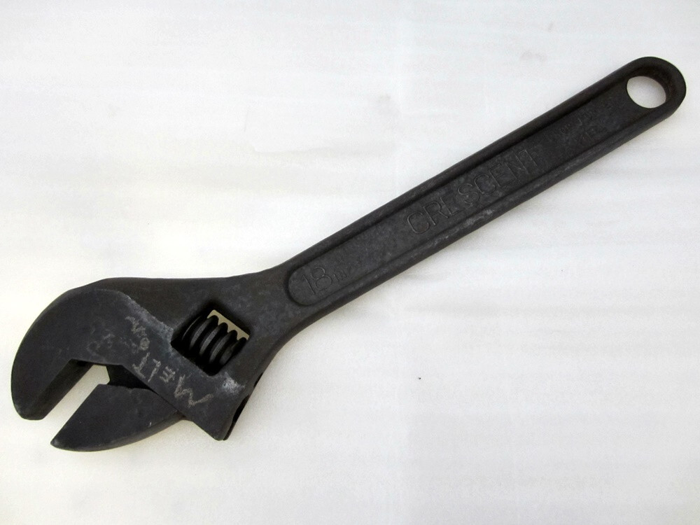 Vintage Crescent 18″ Adjustable Wrench Thick Jaws Black Oxide Made in USA
