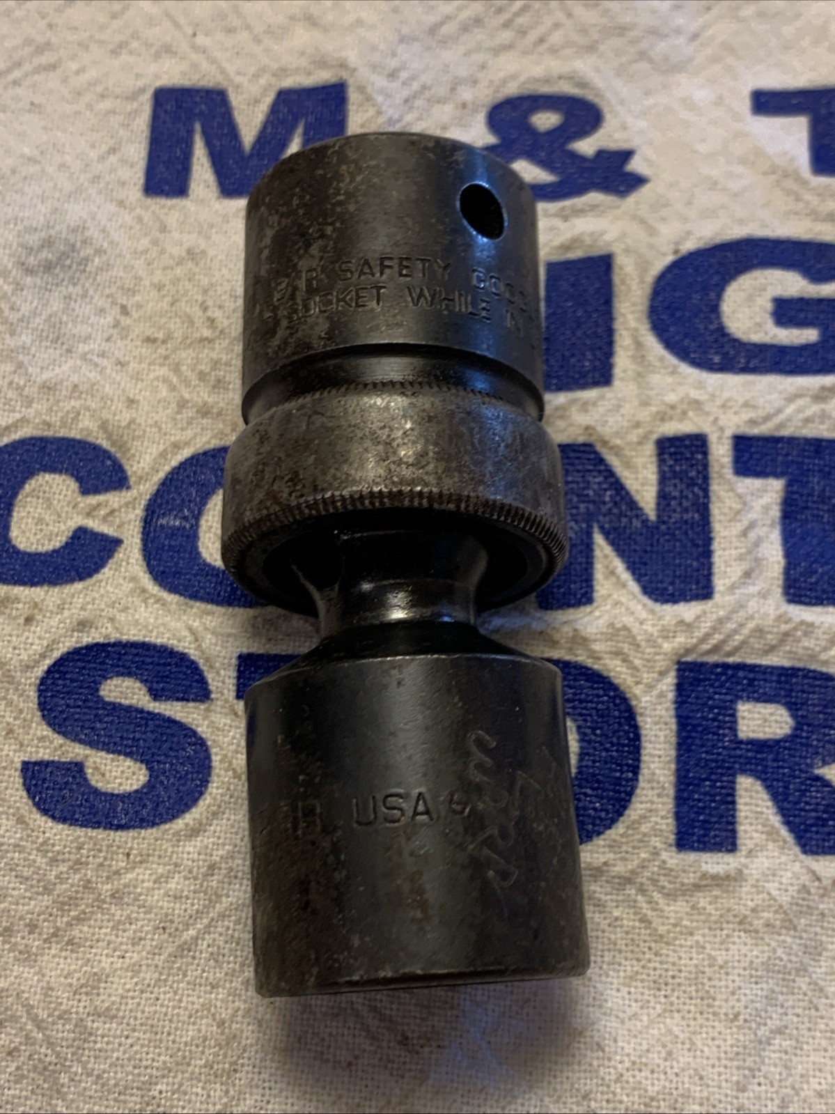 2006 Snap-on Tools USA 1/2″ Drive SAE 7/8″ 6pt Impact Swivel Socket IPL28B
