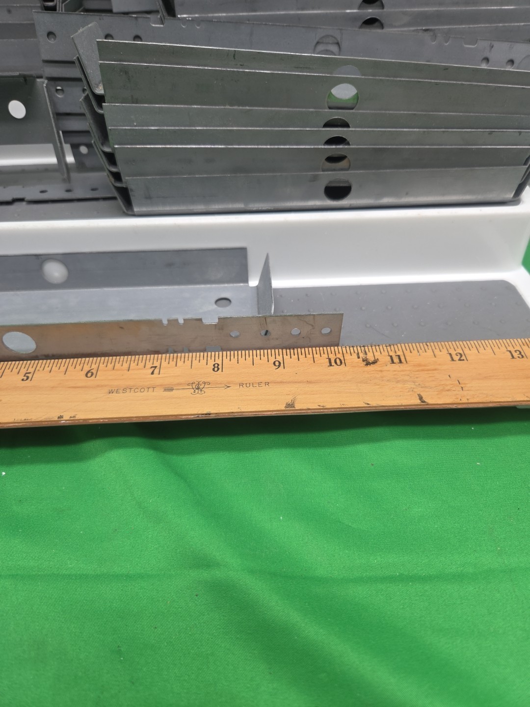 Metal -Wood Stud Combo Anchor Door New Pieces Carpenter Construction 29 brackets