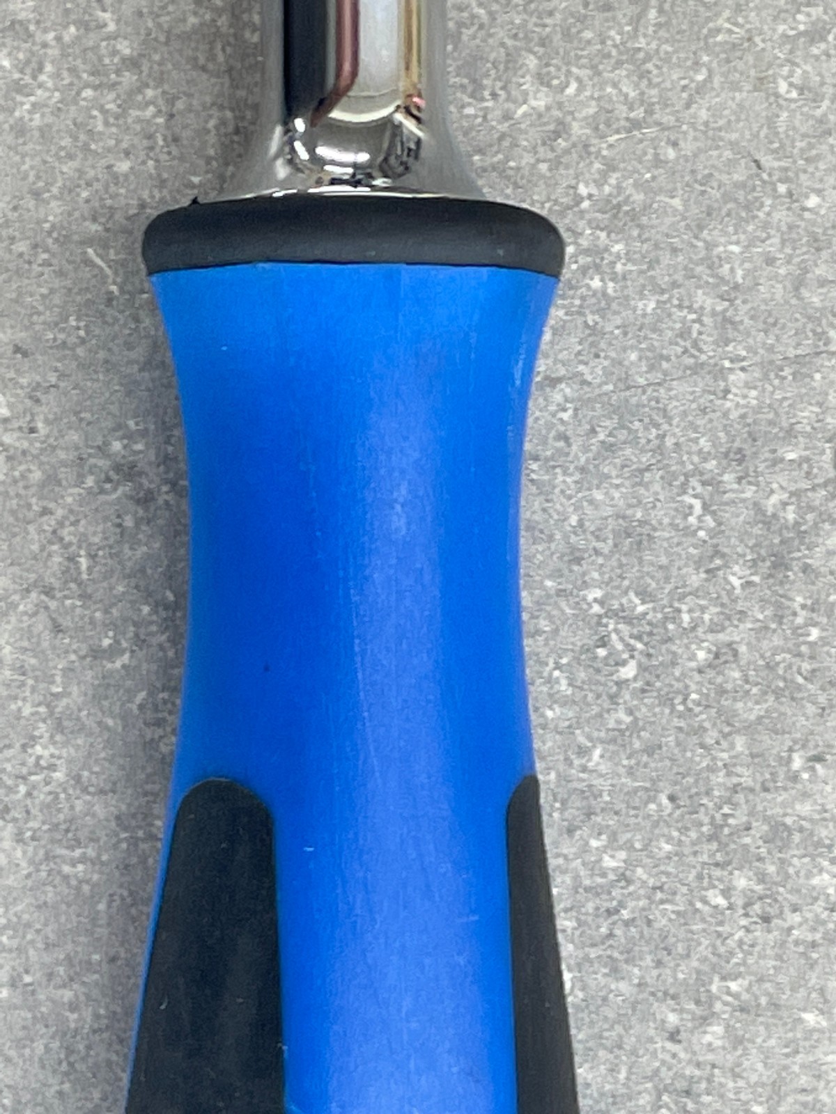Cornwell Blue Power CBR313H 3/8″ Soft Grip Ratchet