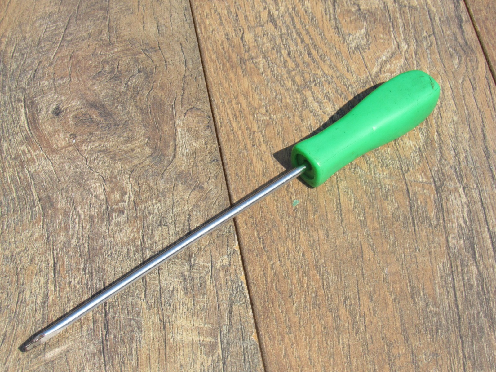MATCO FLAT TIP STRAGHT 6 3/4″ BLADE SLOTED GREEN HANDLE SCREWDRIVER 10 1/4″ OAL