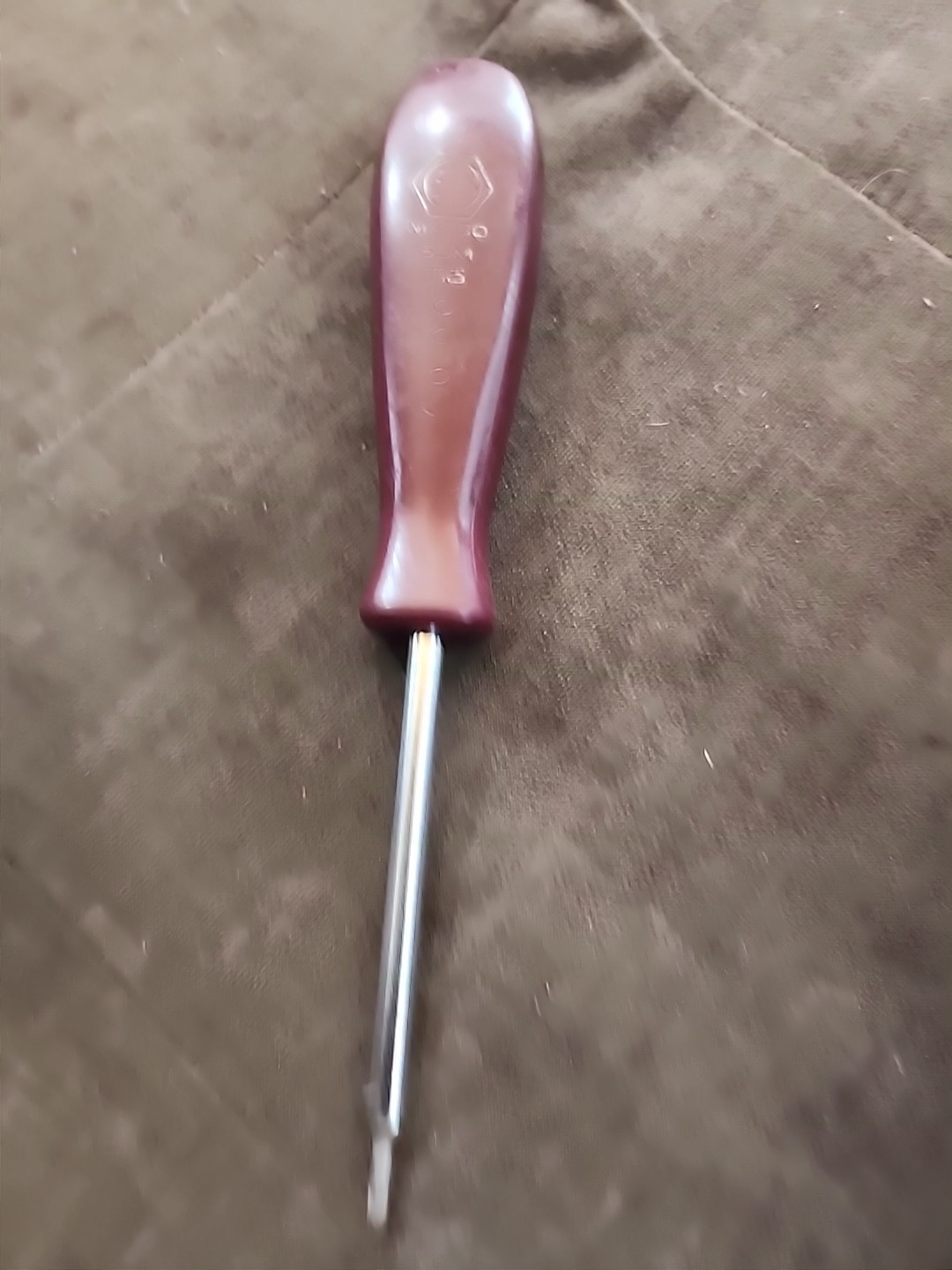 Matco Tools USA SDM T15 Torx Driver – Burgundy Hard Handle