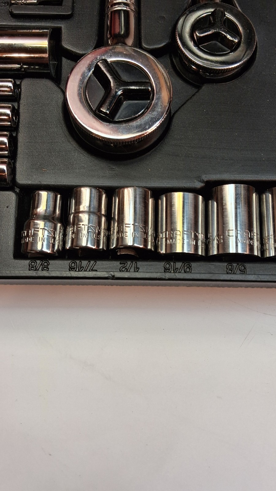 VTG CRAFTSMAN 82PC EE SERIES 1/4″,3/8″, & 1/2″ DRIVE METRIC/SAE SOCKET SET