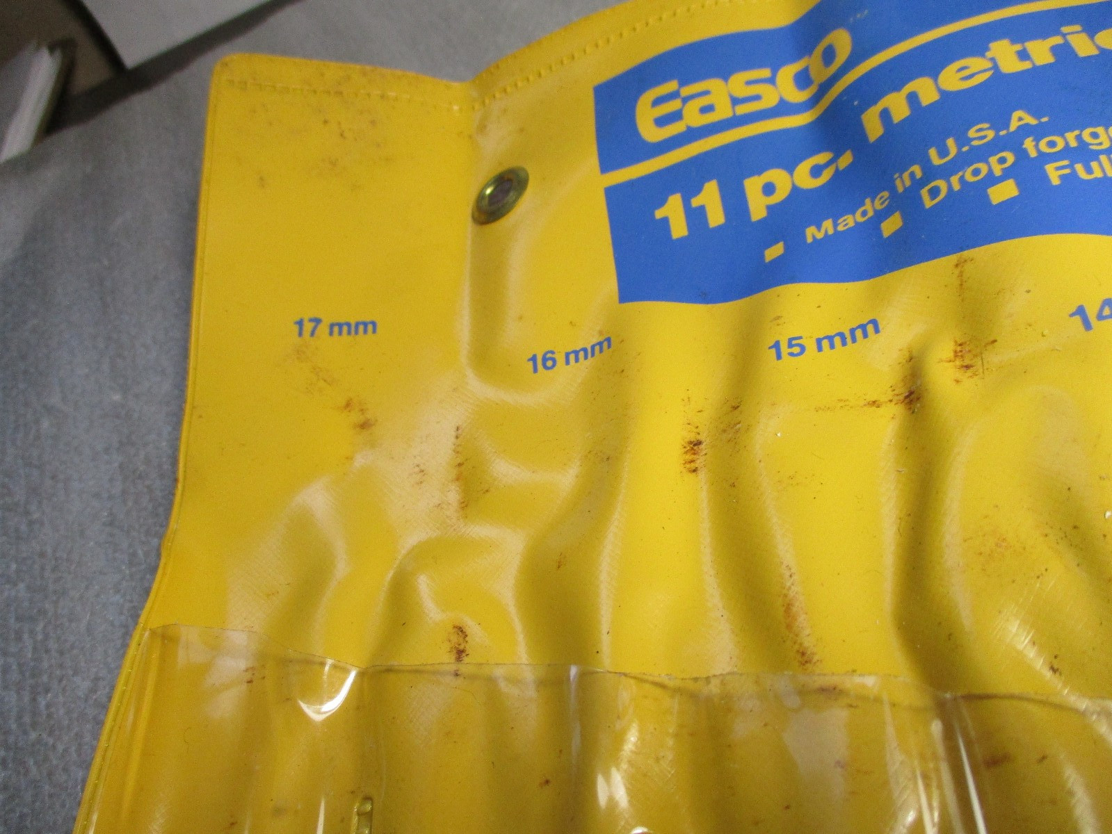 Easco Complete 11 Pc Metric Wrench Set w/Original Yellow Pouch 8-17mm Excellent