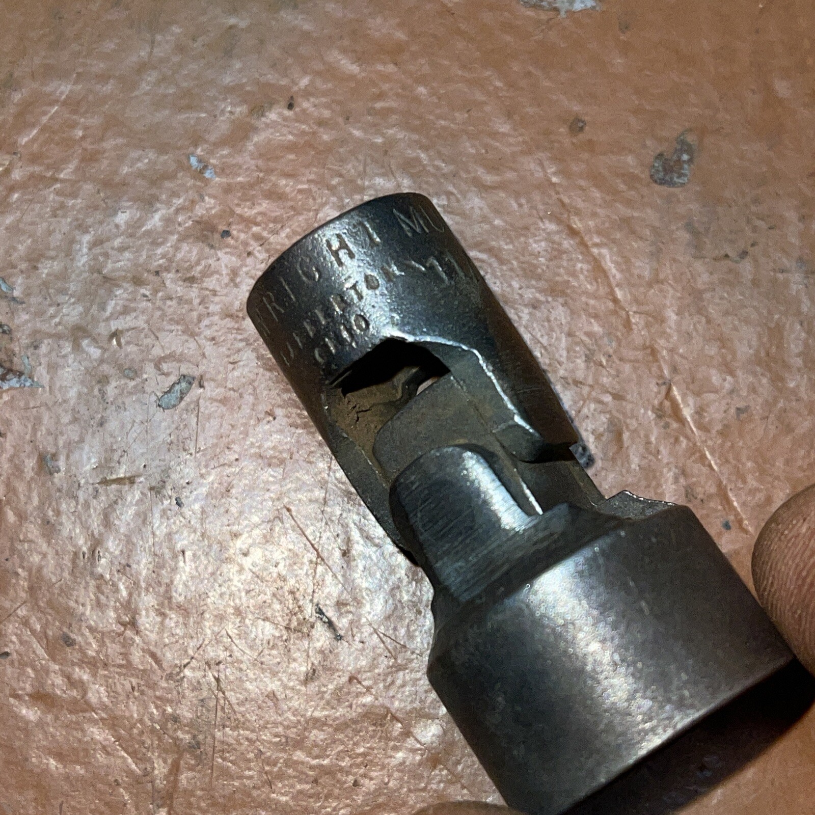 Vintage Wright USA MU56 11/16 In SAE 3/8 drive 12 Point Swivel Wobble socket