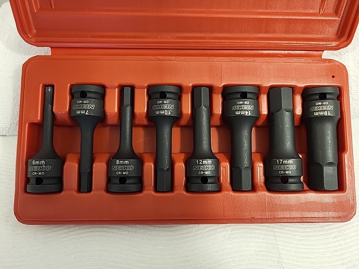 Neiko 01136B 1/2-Inch Drive Allen Hex Impact Socket Set, Metric, 1/2″ Metric
