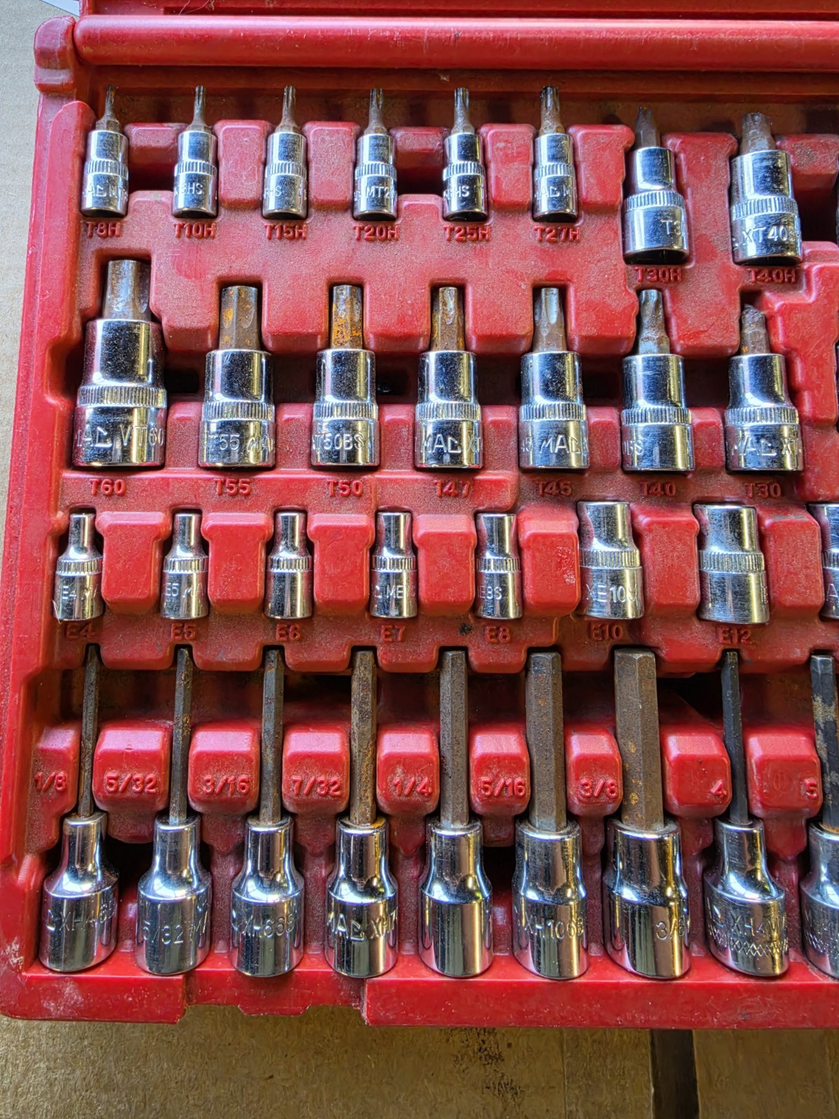 Mac 50-PC. Master Hex and Star Bit Driver Set (SMXVHT50B)