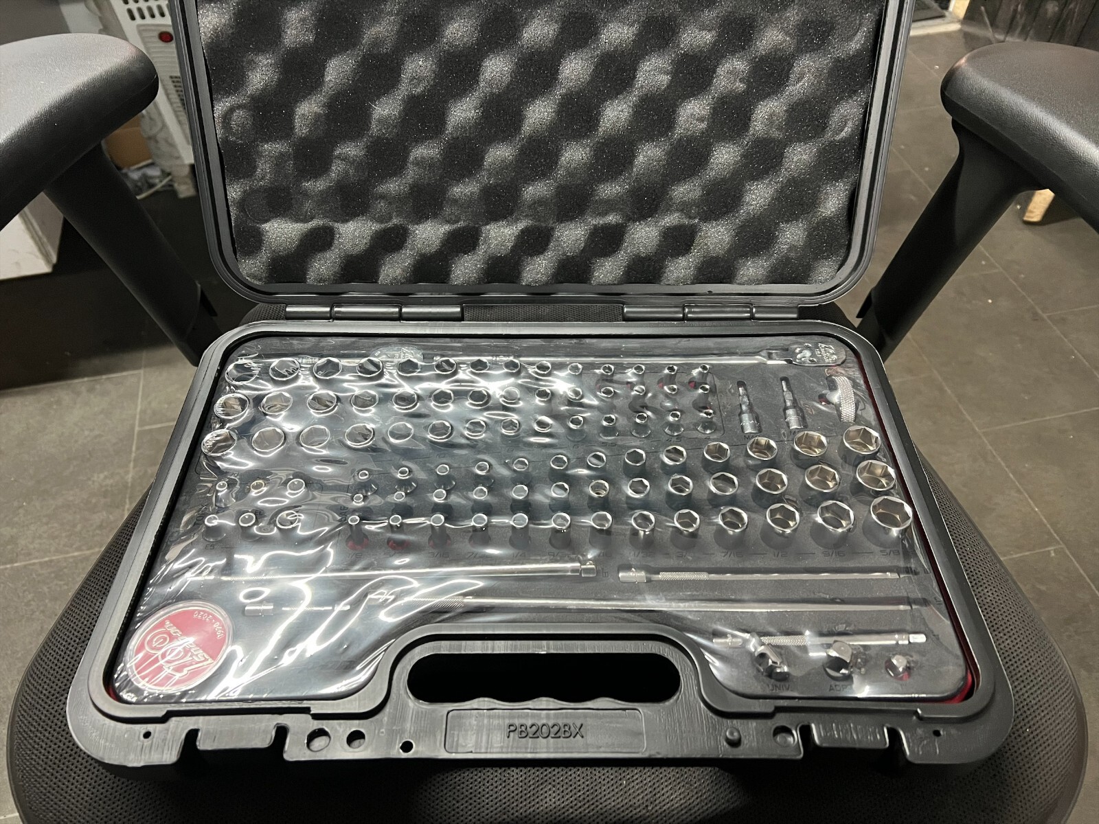 Snap on 100 Year Anniversary 1/4 inch tool set – collectors item 1100TMPBBRX