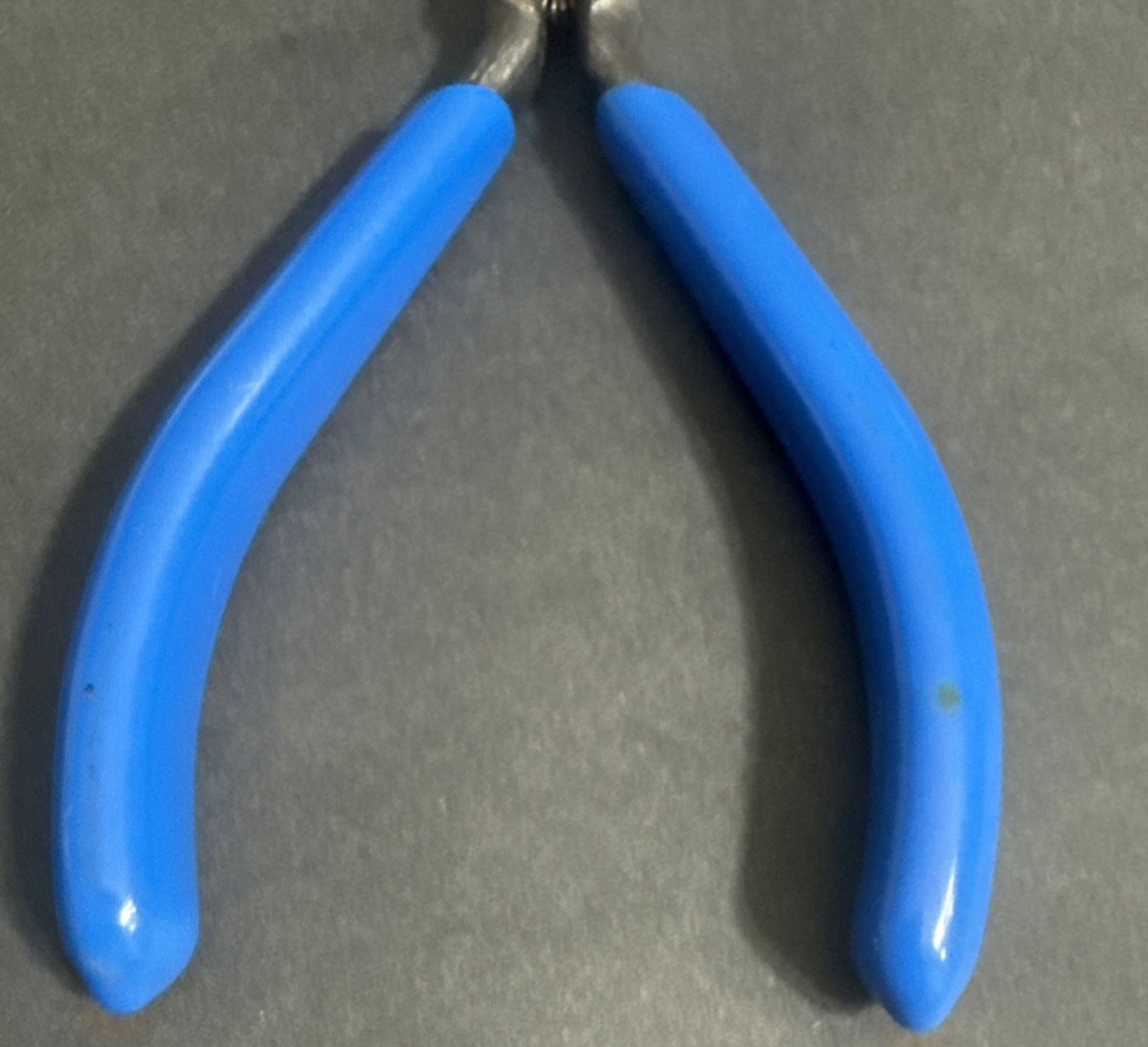 1996 VINTAGE KLEIN TOOLS MIDGET FLAT LONG NOSE PLIERS D323 4-1/2C RARE NOS USA