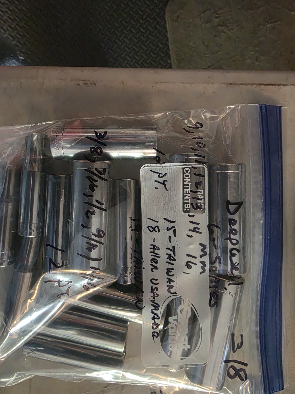 Craftsman G series Socket Assortment Lot SAE & Metric 1/2-3/8 Sized