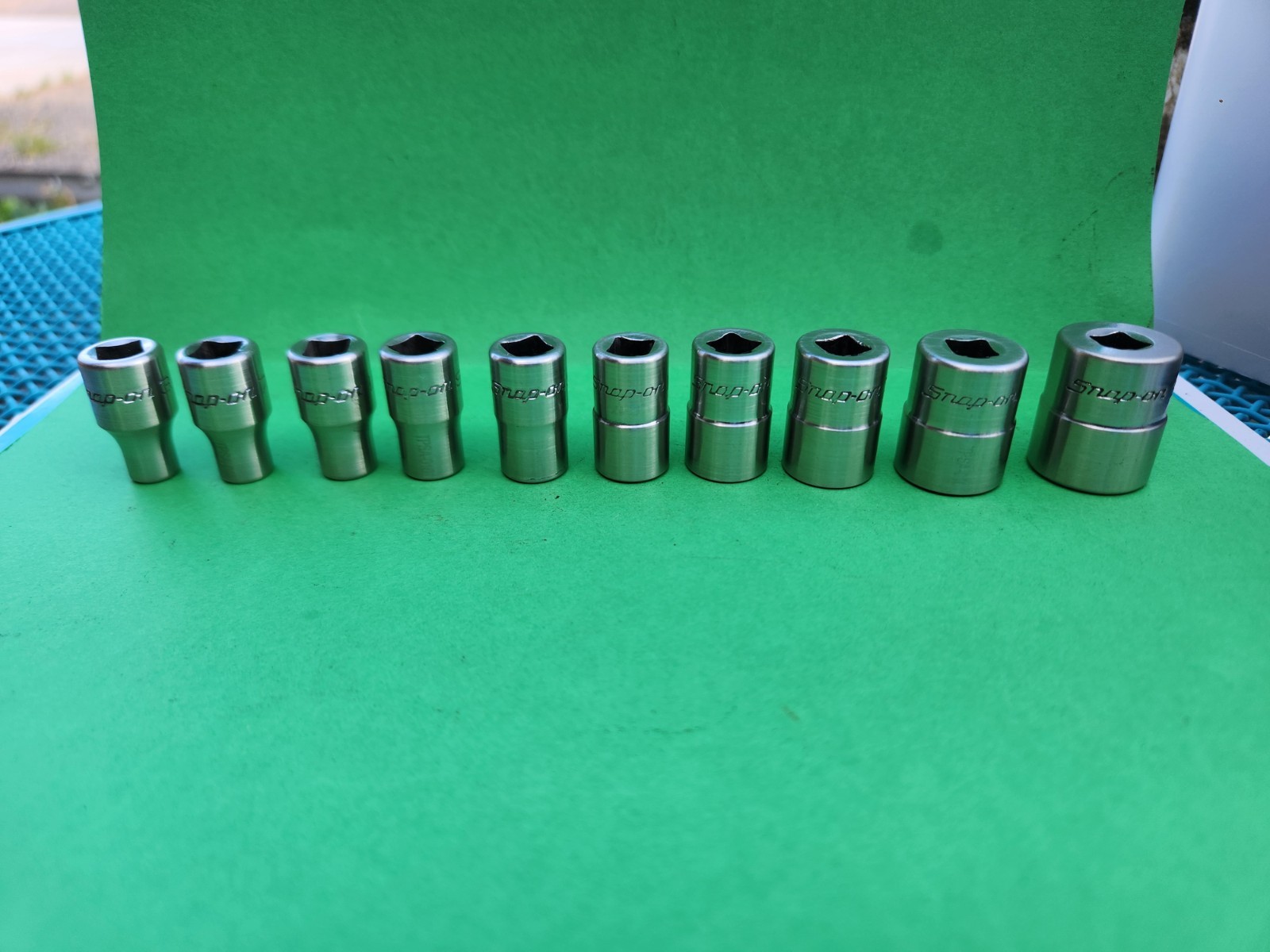 10 Pc. Snap-on 110TMY Socket Set 1/4″ Dr. ~ 6 Pt. 3/16″ – 9/16″ TM6-TM18 F5