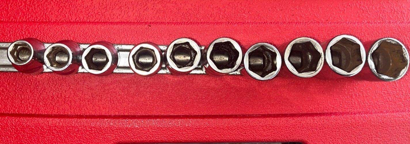 Snap-on Tools 1/2″ & 3/8” Drive Complete Sets Metric Chrome 6 Point Sockets