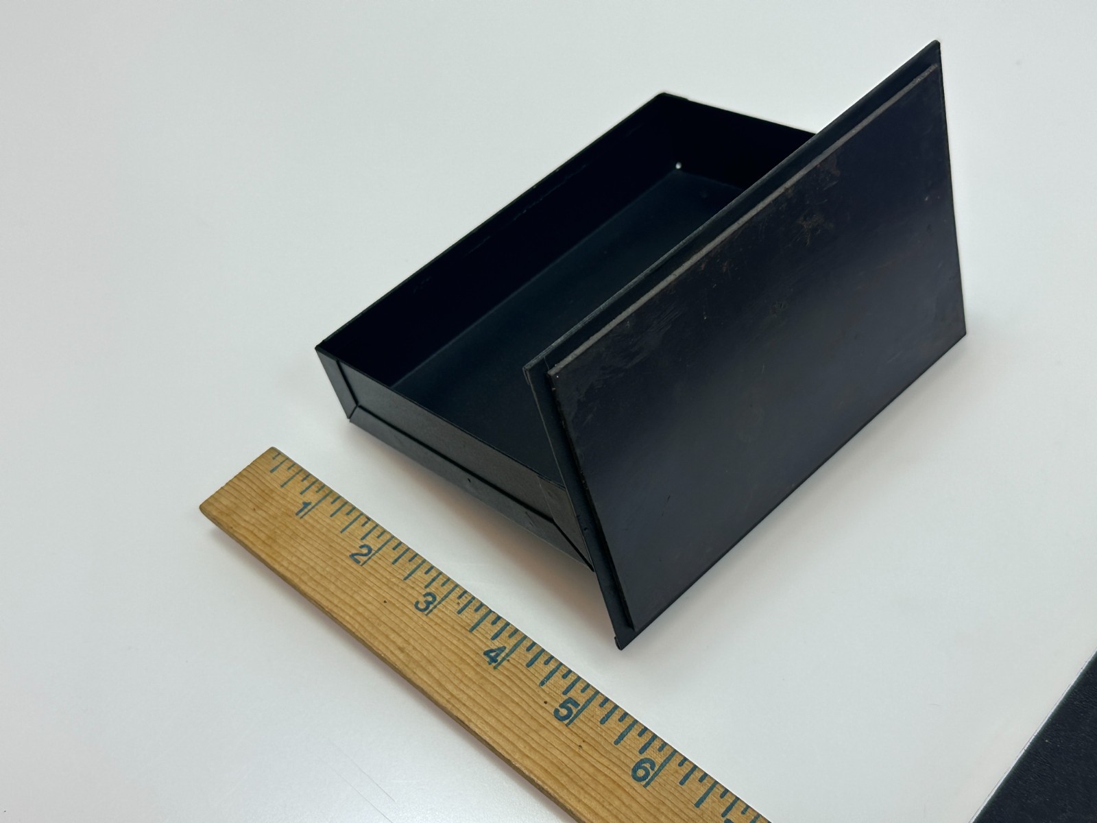 Blue Point Tools BLPMPT6A 6″ Magnetic Tray, Metal Parts Auto Tech Tray Holder
