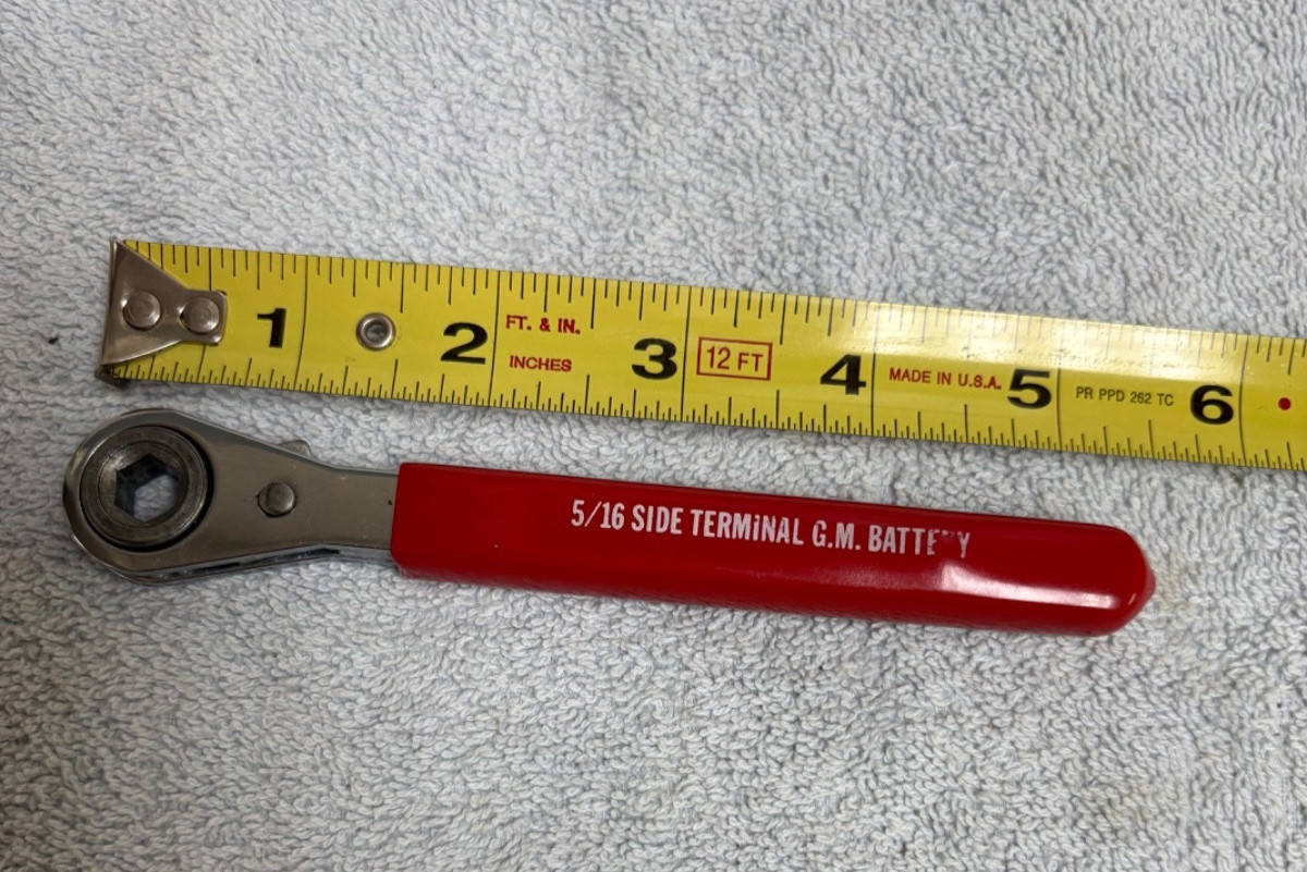 YA249- 5/16″ Battery Side Terminal G.M. Battery Ratchet Wrench