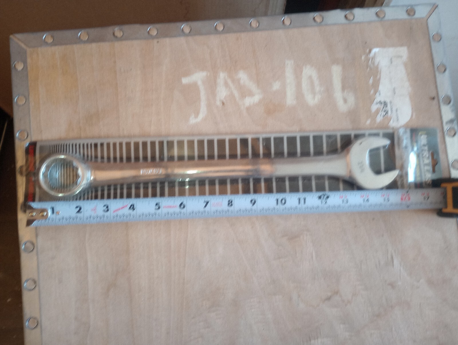 Ultra Last 1 1/4in. Wrench 9-54140 New
