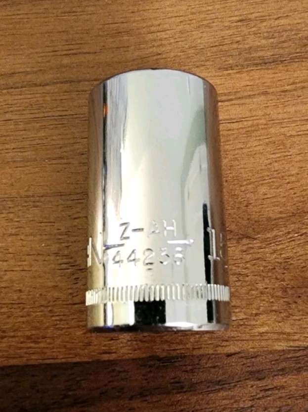 Craftsman 15mm Socket 12 Point 1/2″ Drive Z-AH 44236