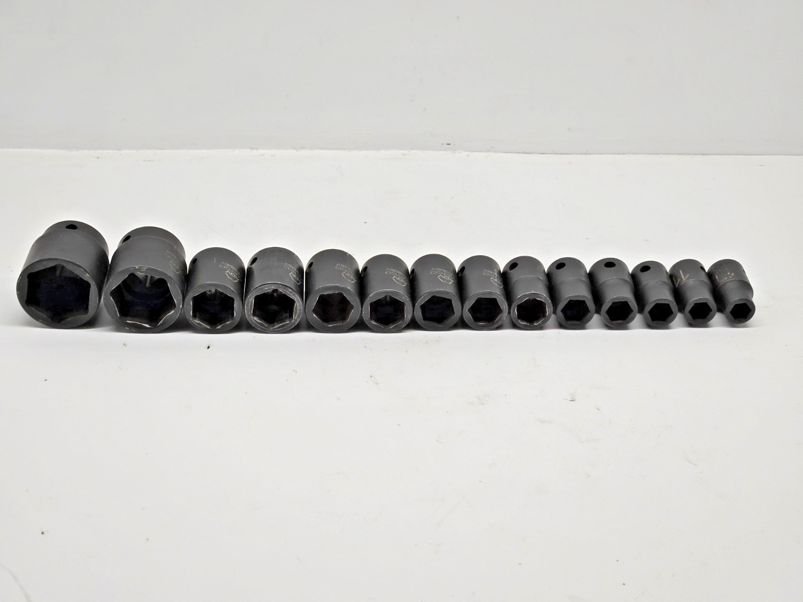 MATCO ADV 14 Piece Socket Set 1/2″ Drive Shallow Impact Metric 6 Point