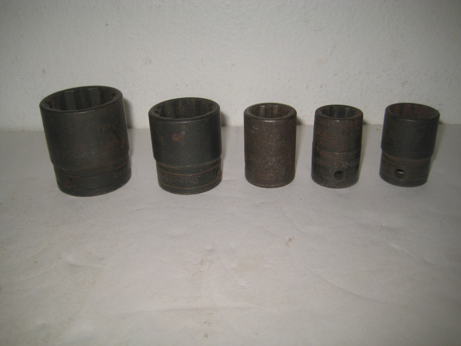 Lot of 5 Snap-on 1/2″ Drive, 12 Point, SAE Shallow Impact Sockets, Black Oxide