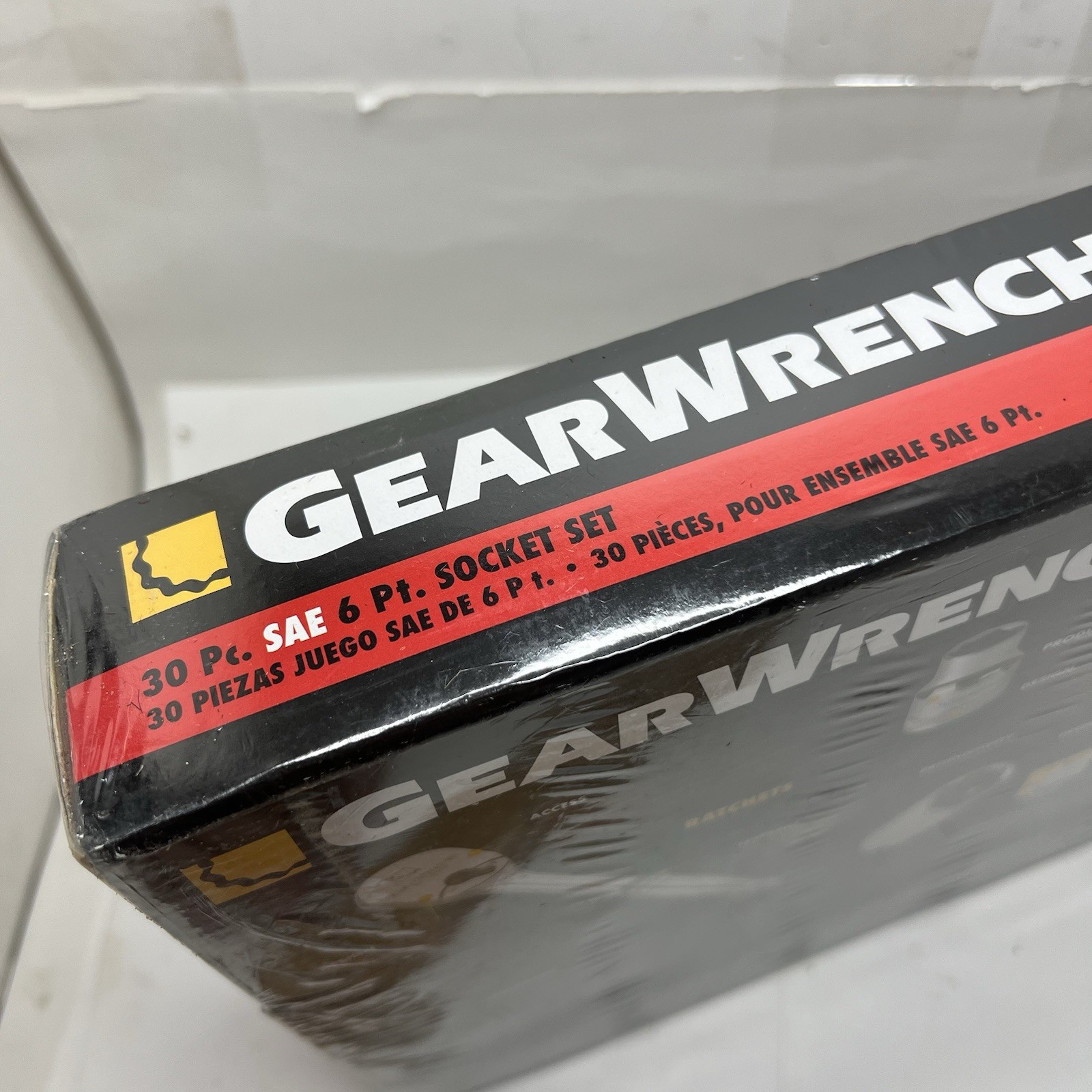 GearWrench 80569 30-Pc SAE 3/8″ Drive 6-Point Socket Mechanics Tool Set (Taiwan)