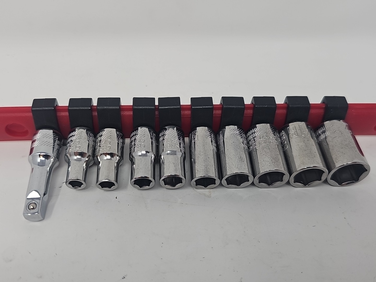 Craftsman 10 pc Socket Set 1/4″ Drive 6 Point SAE CMMT With Rail