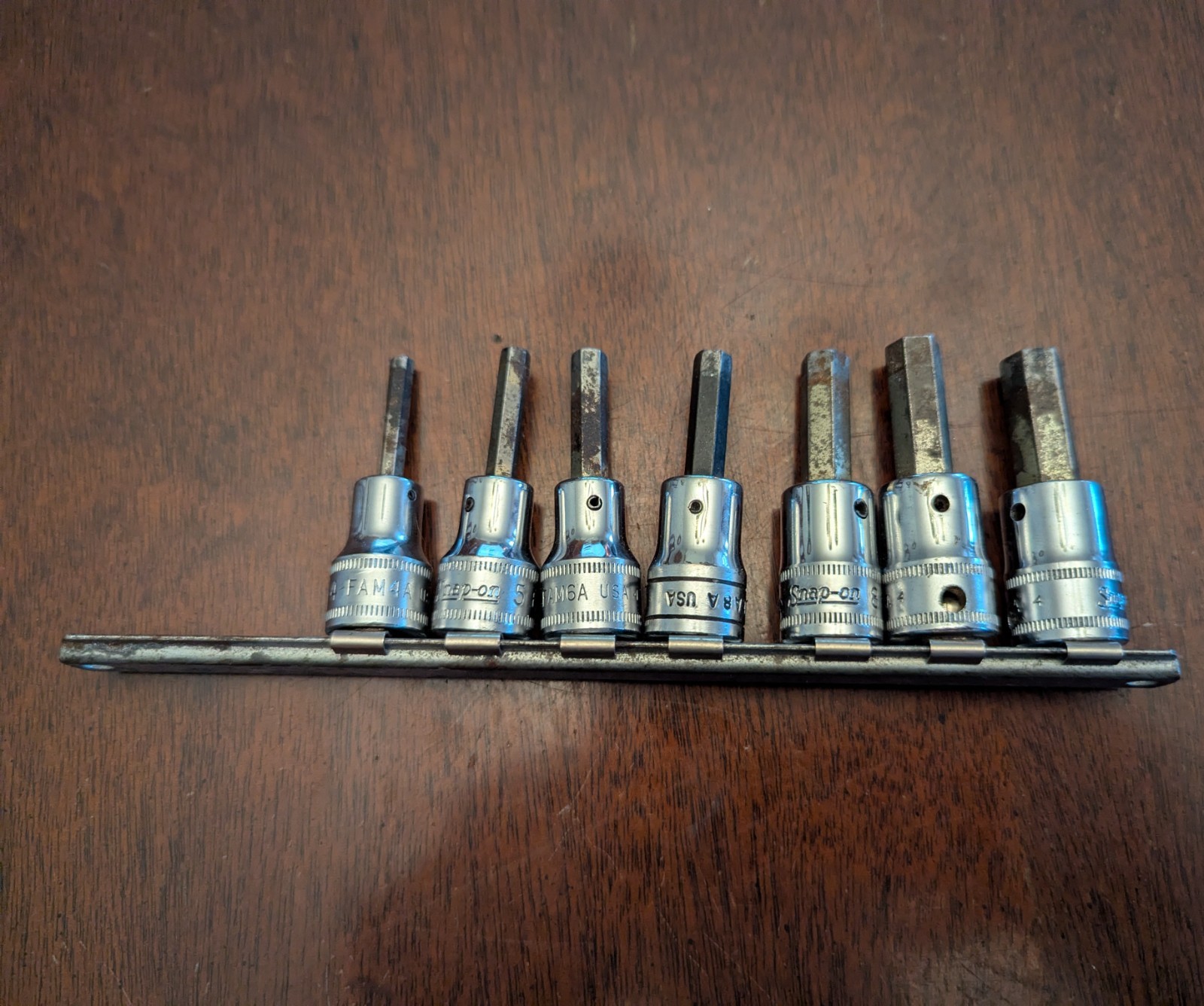 Snap On 3/8″ Drive Metric Hex Bit Socket Set 4-10mm 207EFAMY