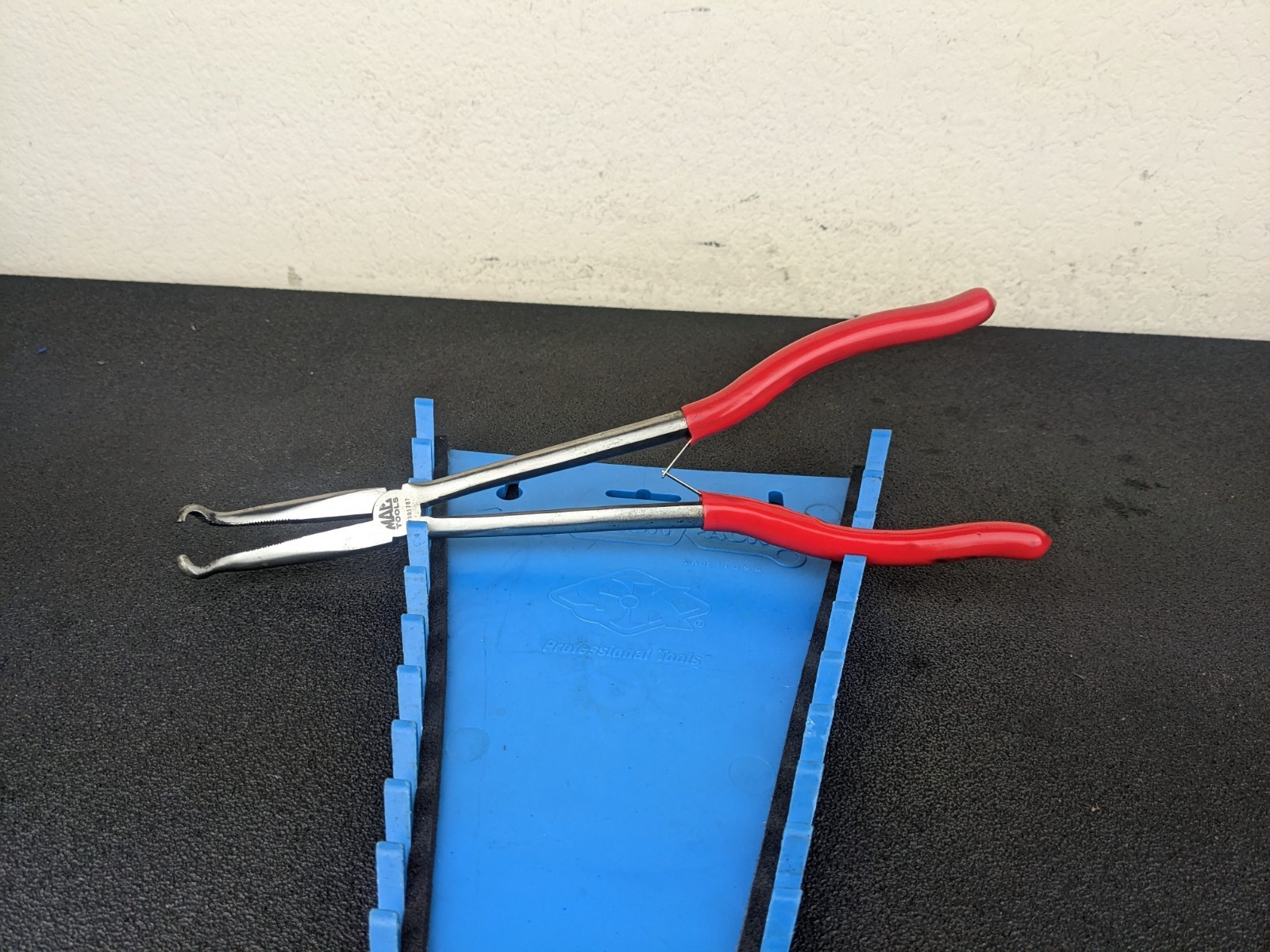 #bm381 Mac Tools P301787 11″ x 1/4″ Red Gripping Hose Pulling Pliers USA