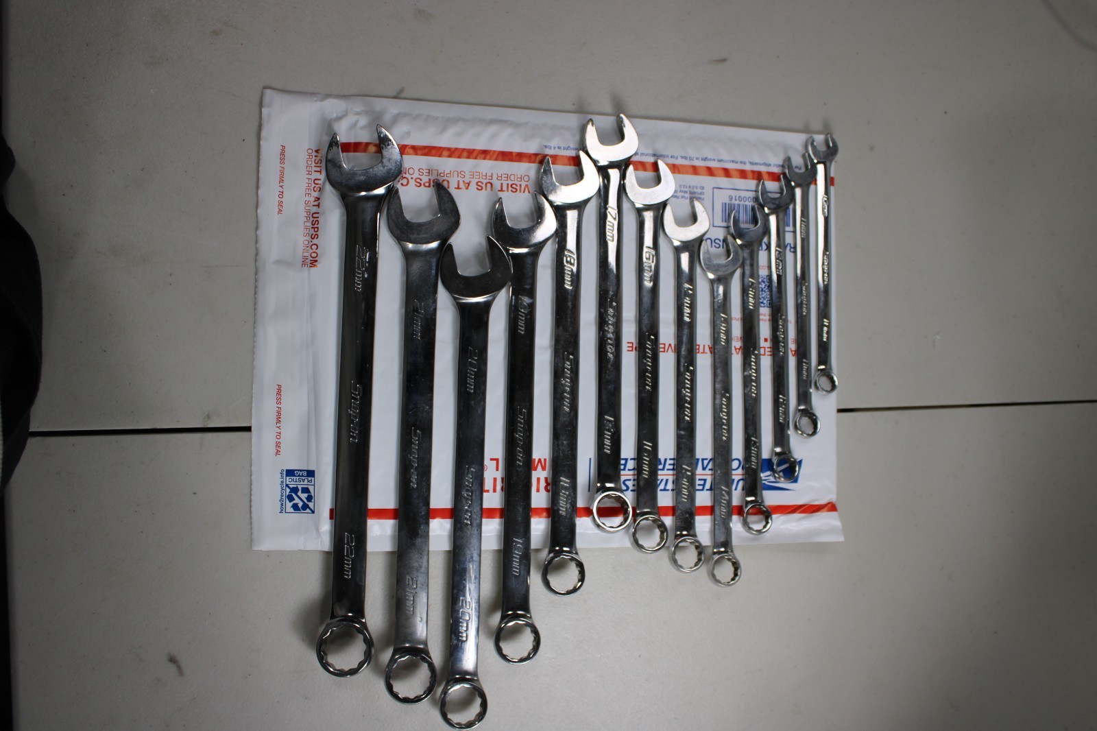 Snap on OEXM713B 13 Pc Metric Wrench Set 10-22mm