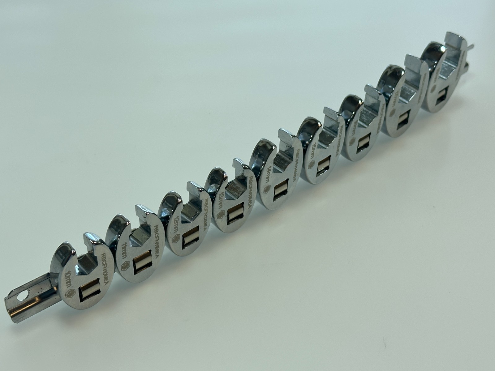 Matco Tools SRBCFNM10C 9pc 3/8» Metric 10-18mm Crowfoot Flare Nut Wrench Set