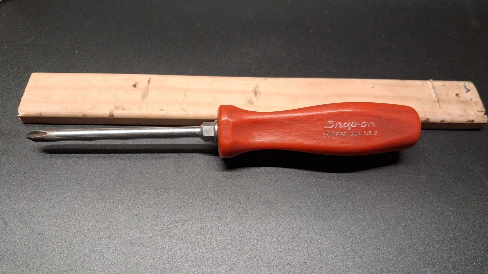 Snap-on SDDP42A No.2 Phillips Red Hard Handle Screwdriver