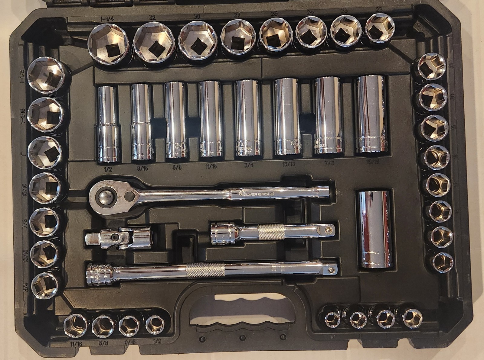 Matco Tools SC57SE 57pc Silver Eagle 1/2″ Drive Master Socket Set + Hard Case