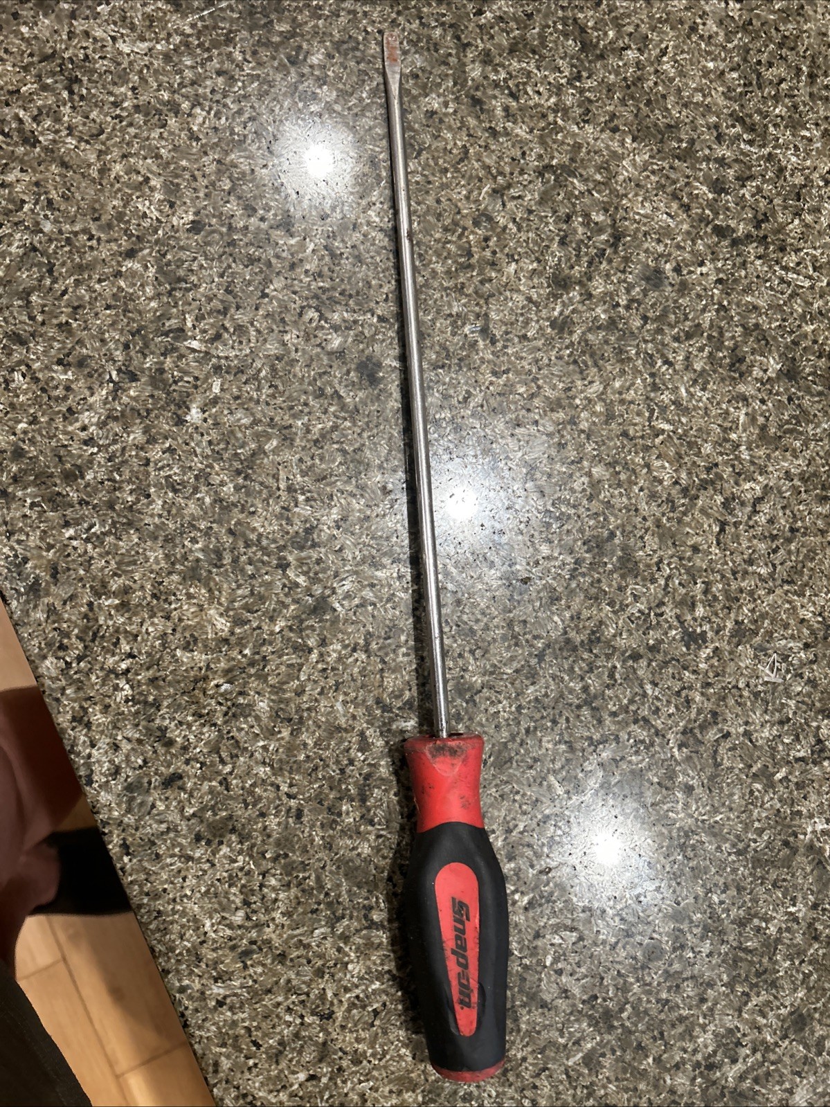 Snap-On 7/32″ Flat Tip Long RED Screwdriver SGD4120B