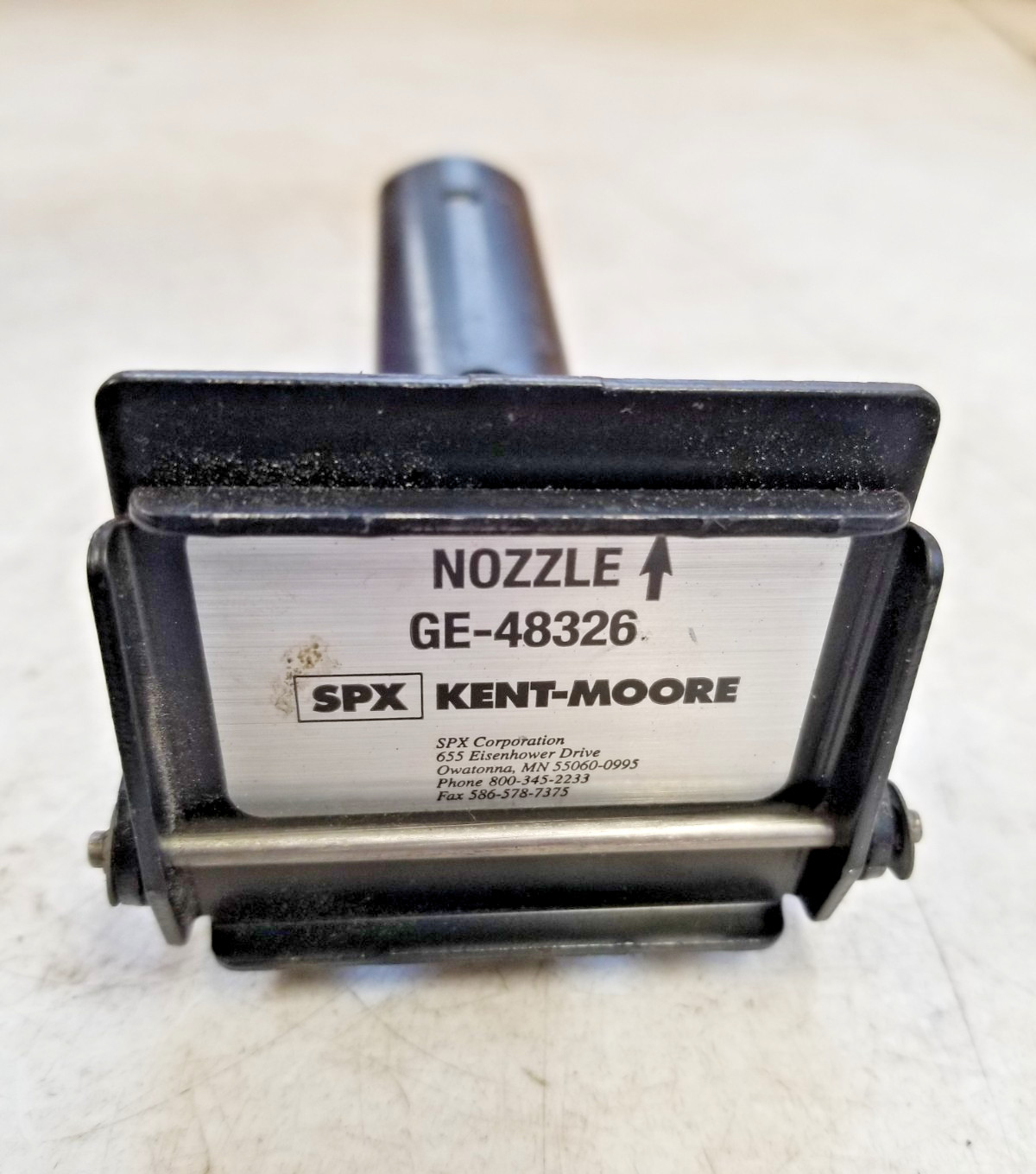 * Kent-Moore GE-48326 Sealant Dispenser