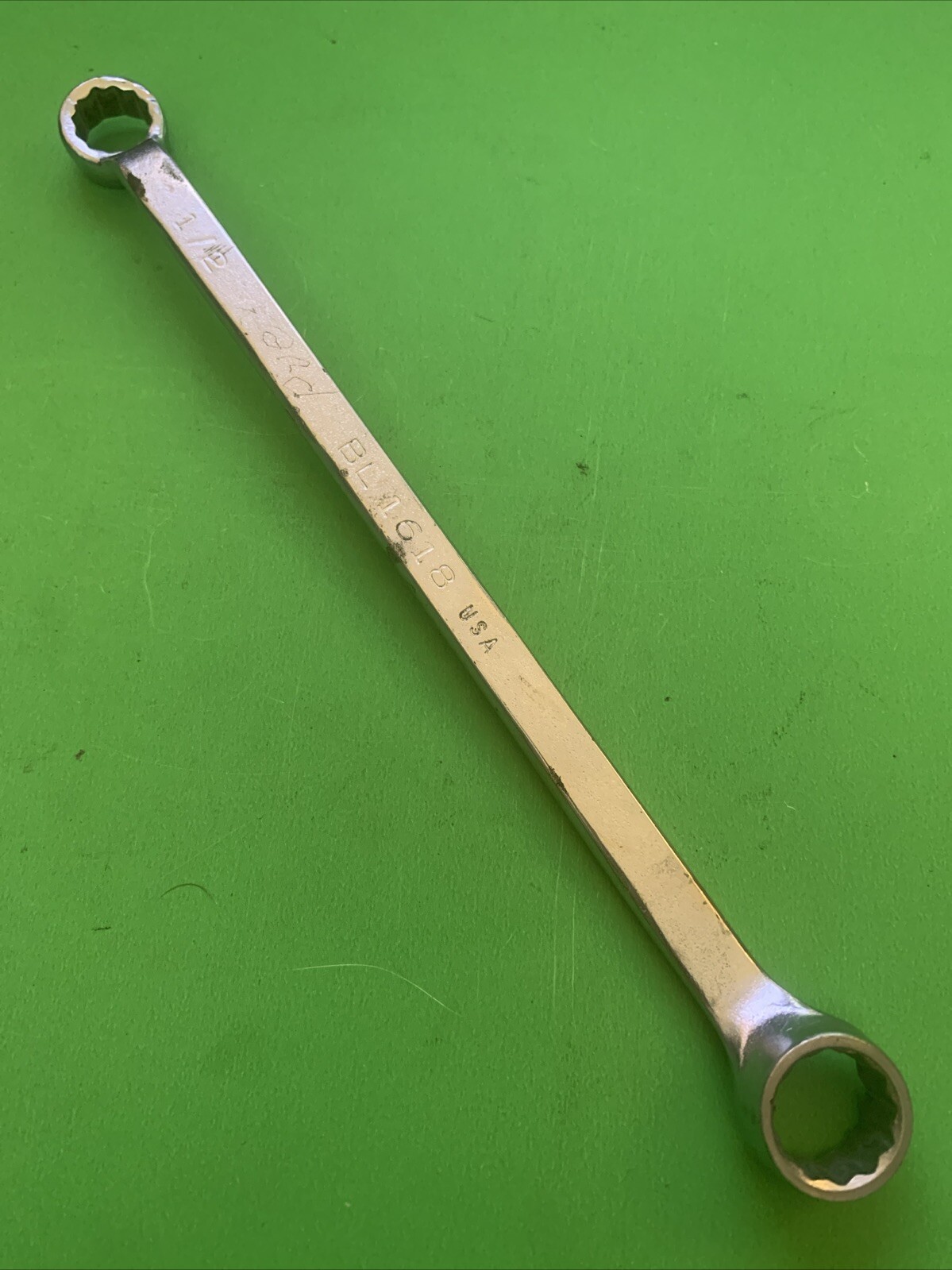 Mac Hand Tools USA 12 Point SAE Size 1/2″ x 9/16″ Offset Box Wrench BL1618