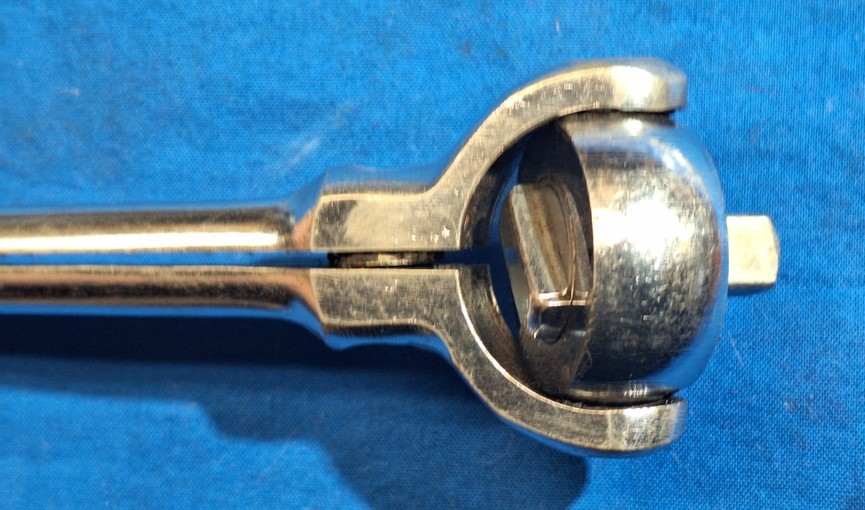 SK Tools 3870 3/8″ drive rotating swivel head ratchet 10″ long USA