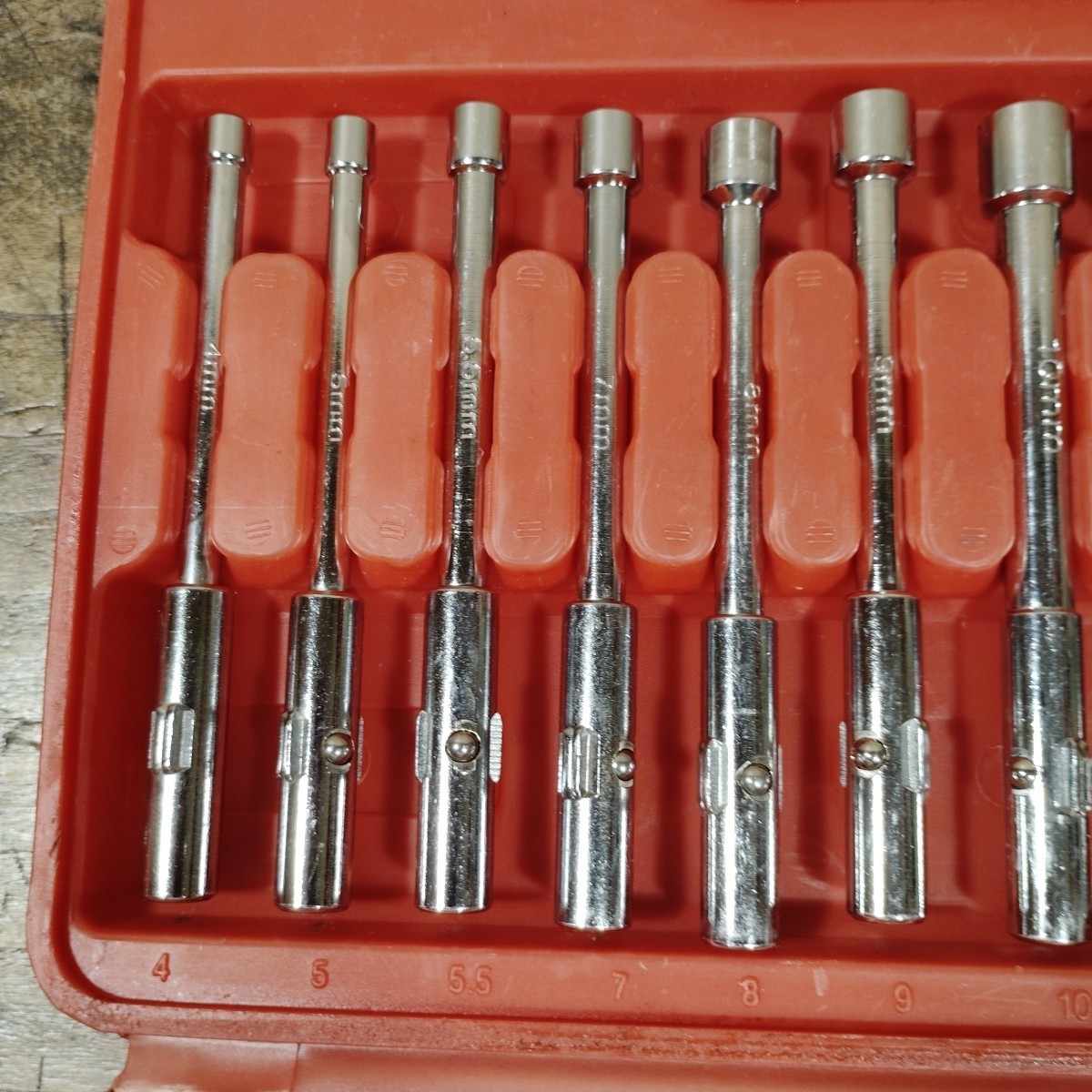 Mac Tools Standard SAE & Metric Nut Driver Set Holder Case