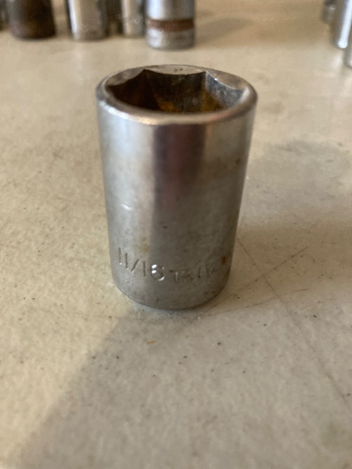 Assorted 1/2″ drive sockets