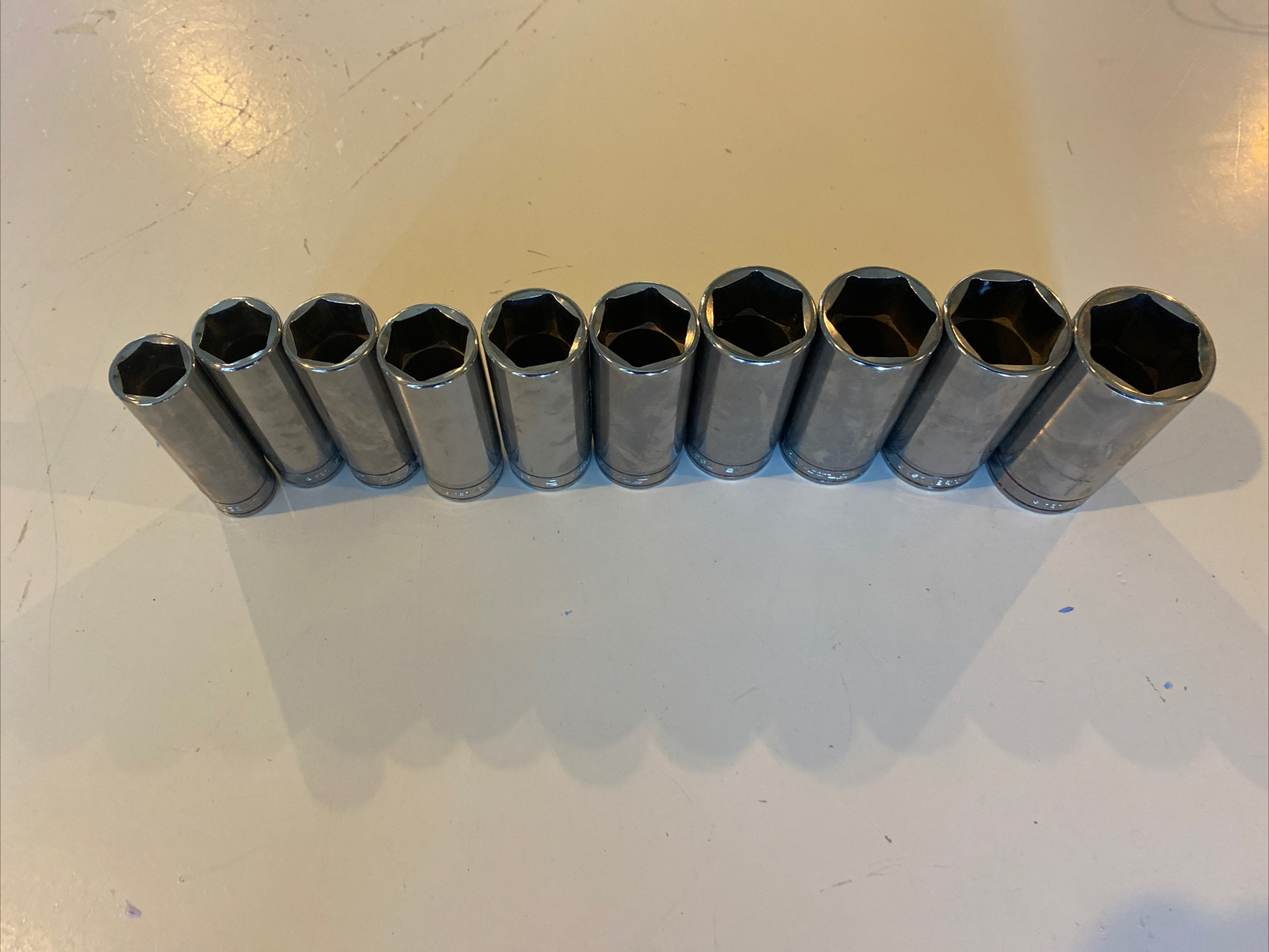 Snap On Tools 1/2″ Drive SAE Deep 6pt Socket Set 11/16″ to 1-1/4″ 313TSYA