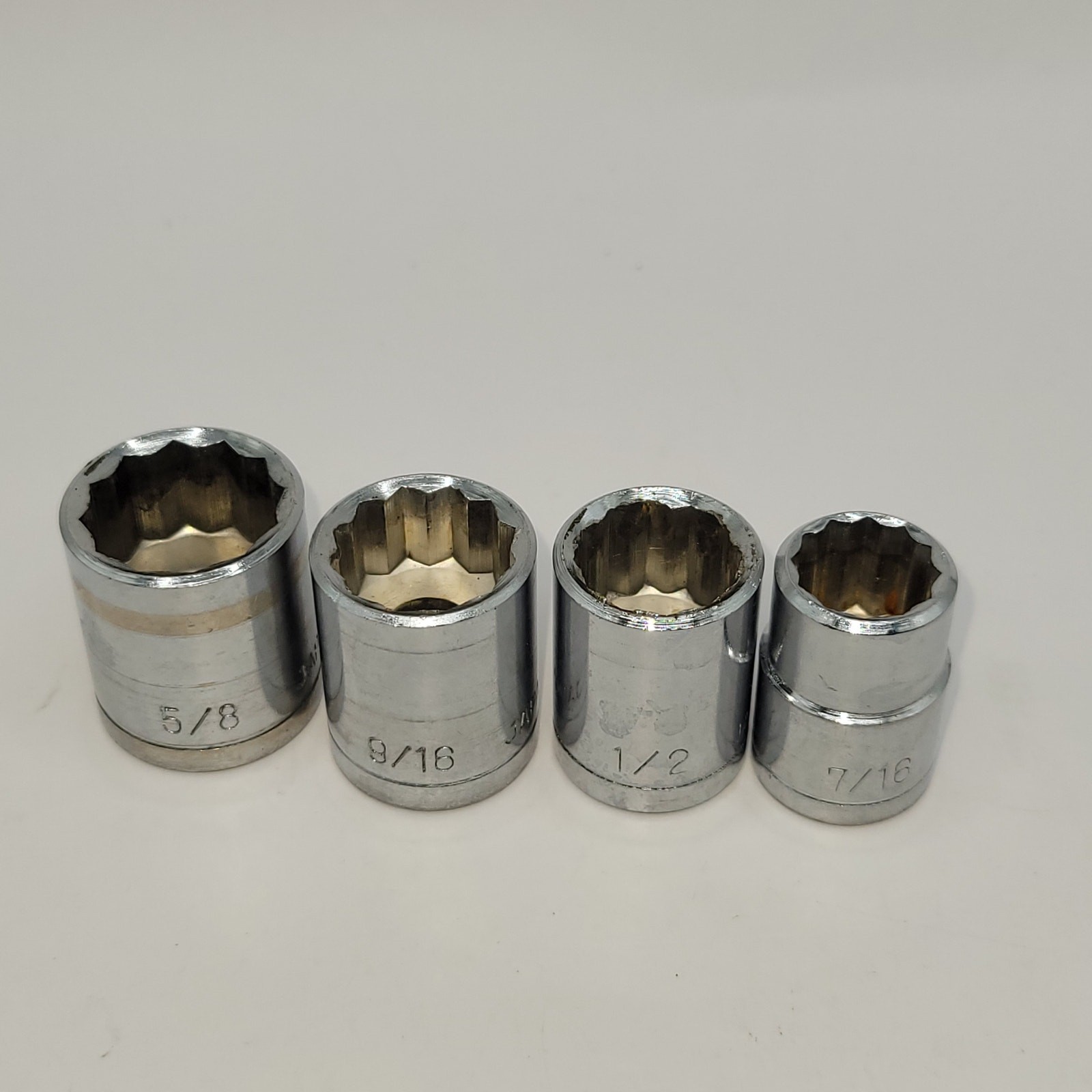 4 X 3/8″ drive sockets 12 Point SAE 5/8″ 9/16″ 1/2″ 7/16″ – Japan