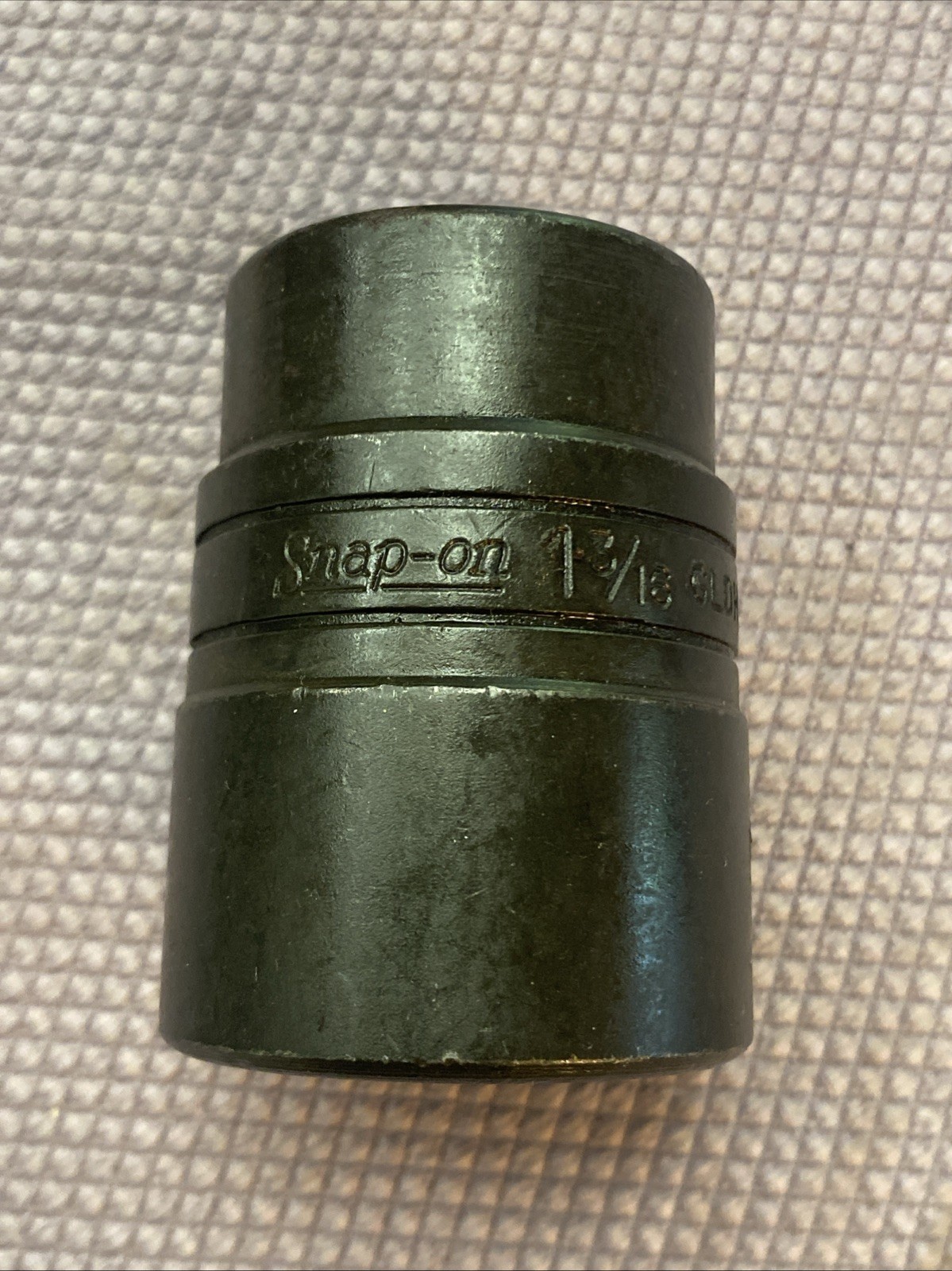 Snap on 3/4 Drive 1-3/16, 30mm Industrial Finish GLDH382 12-Point Flank Drive