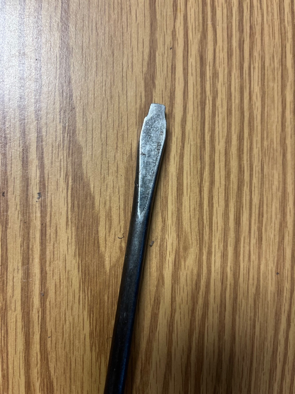 SNAP ON SSD422A – 25.25″ LONG BLACK HANDLE FLAT BLADE SCREWDRIVER – LOC# 272