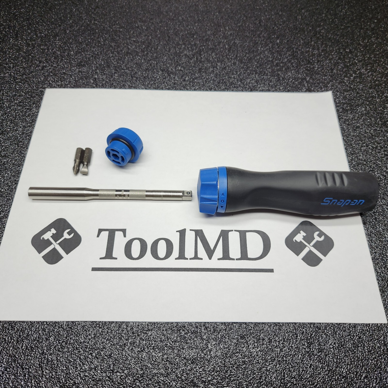 Snap-on Tools NEW POWER BLUE Soft Grip Ratcheting Screwdriver w Bits SGDMRC44B