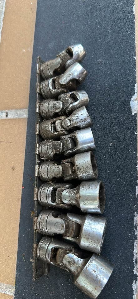 SNAP ON 106TMUS 1/4″ DRIVE 6 PT 6 PC SAE UNIVERSAL SWIVEL SOCKET SET UNDERLINE