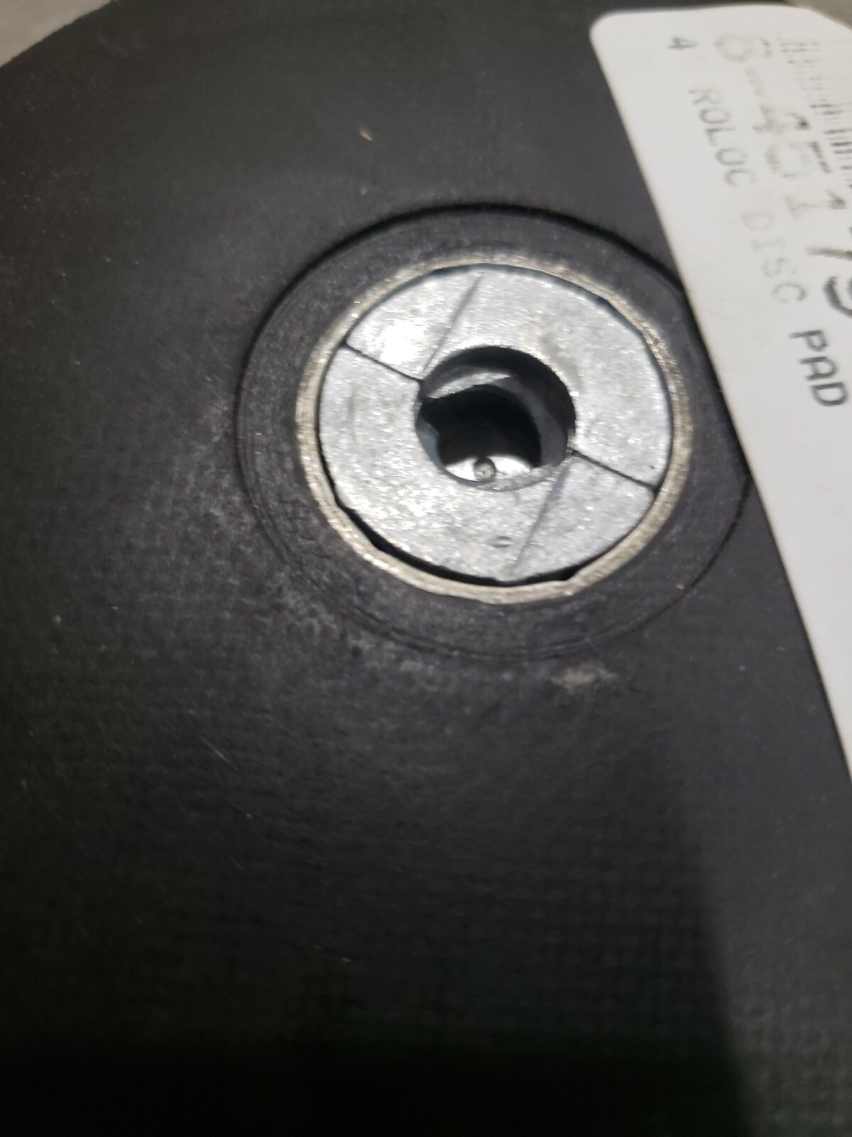 3M 4″ x 1/4-20 Roloc TR Medium Internal Disc Pad 8-45179