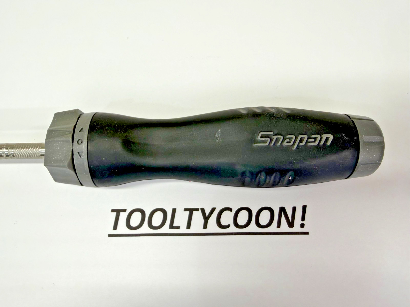 Snap-on Tools NEW GREY (DT) Soft Grip Ratcheting Screwdriver w/Bits SGDMRC44BDT