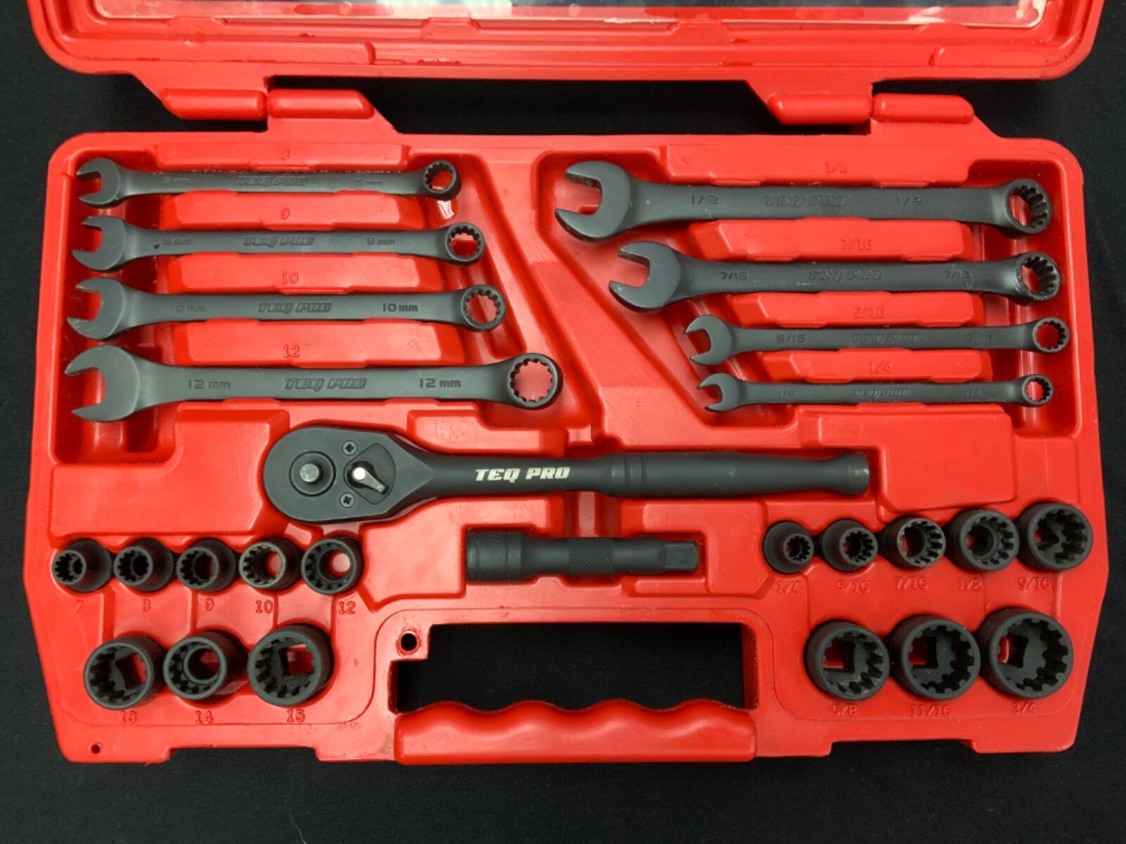 Teq Pro 24+ piece Socket Set